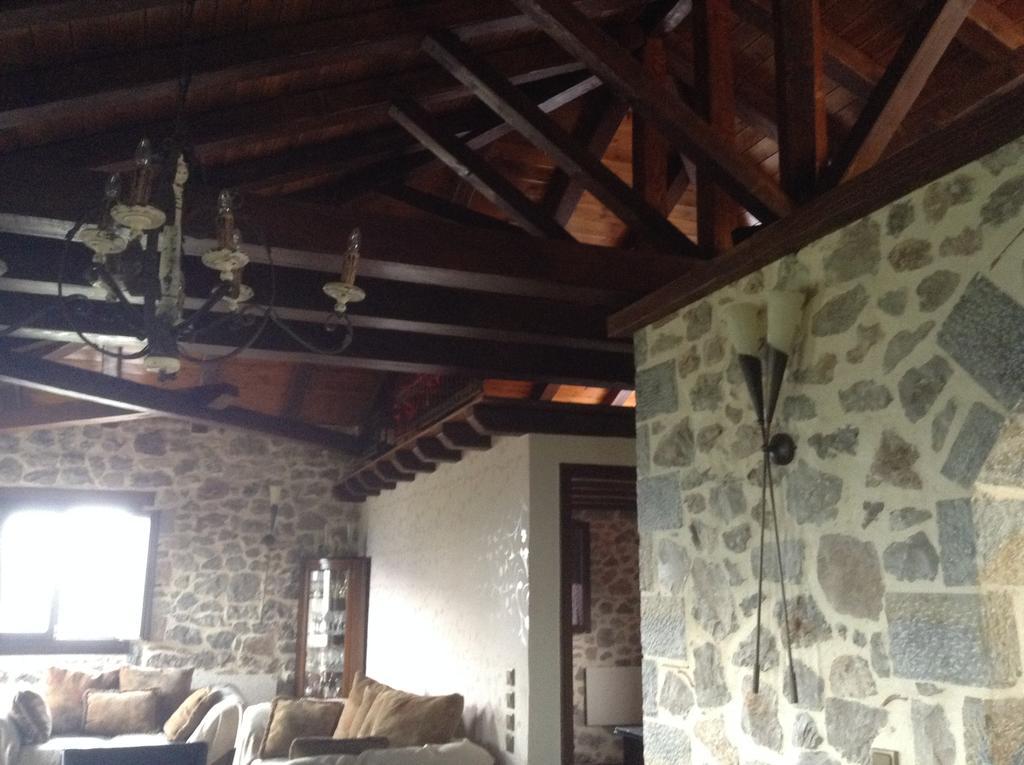 Mountain Villa Graviá Buitenkant foto