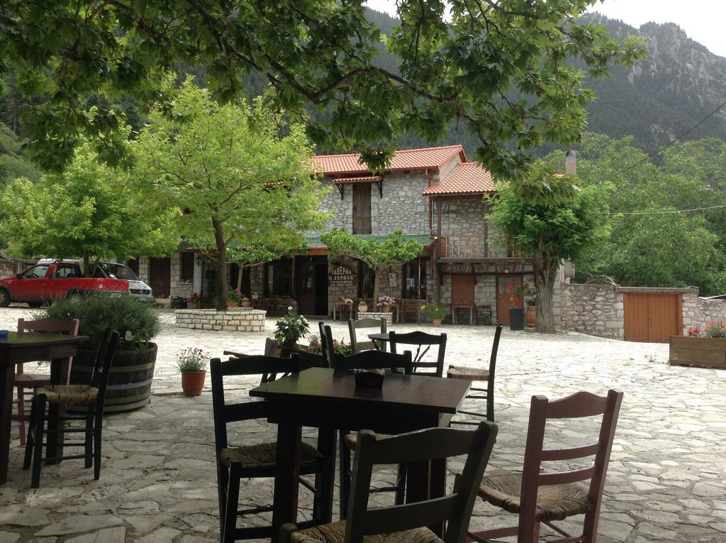 Mountain Villa Graviá Buitenkant foto